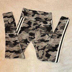 Woman’s Camouflage Leggings